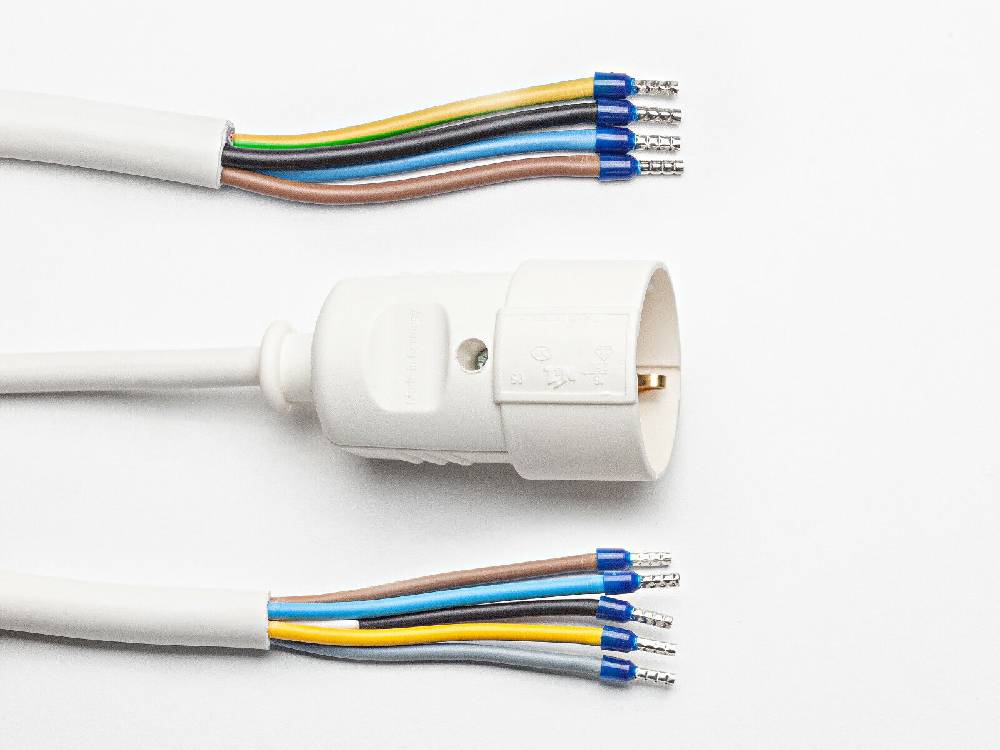 TK Industriebedarf GmbH Herdanschlusskabel-Power Splitter-Küchenanschlussbox Verteiler Backöfen 2 meter Kauf eins, bekomm eins gratis