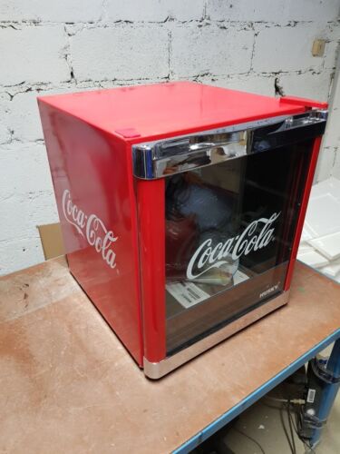 MS Recycling Frankfurt e.K Husky Cool Cube Mini-Kühlschrank Coca-Cola Design