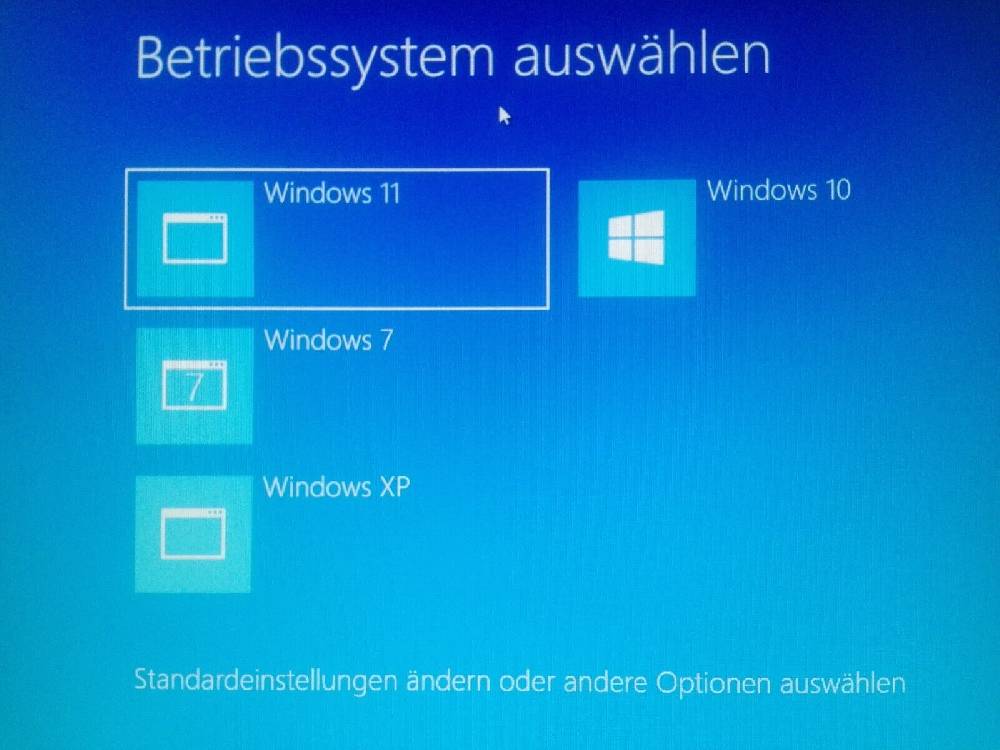 aurora-pc-shop Multi-Boot PC * FUJITSU * Core i5-4440 * 4GB-16GB RAM * Windows XP, 7, 10 & 11 *