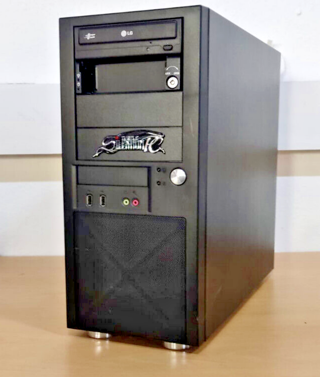 IT-Refresh Komplet PC Intel Core i7-2700K 8GB 256GB SSD Win 11 Sound X-Fi GTX745 4GB 22"