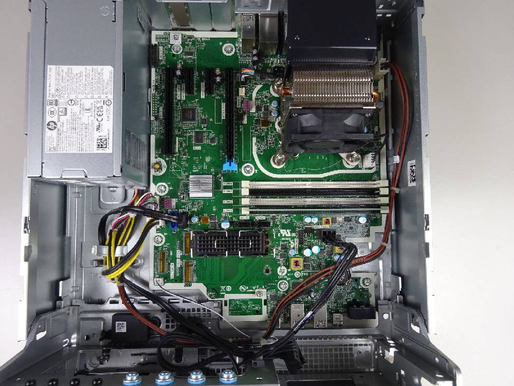 bitbullshop HP Z2 G5 SFF, Core i5-10500 @3,1GHz 8GB, 256GB NVME, Win 11 Pro !A-Ware! Black Friday