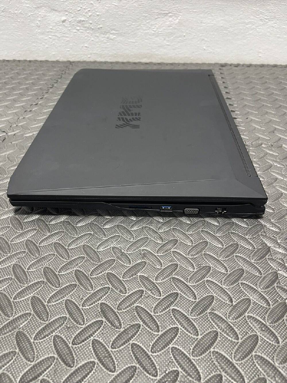 aras-elektro-shop Schenker XMG A706 Gaming Laptop JETZT KAUFEN