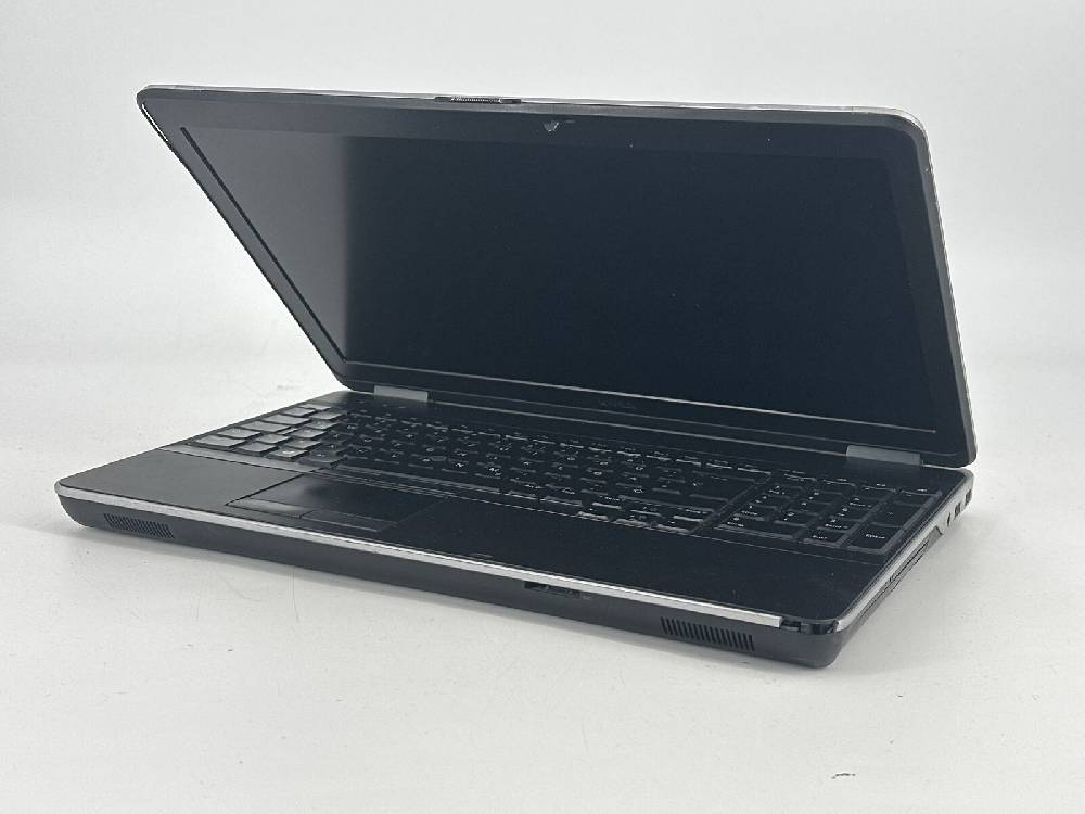 Recover IT GmbH Dell Latitude E6540 Win 11 Pro 15,6" HD8790M i7-4810MQ @2,80 GHz 16GB 512GB SSD Im Verkauf