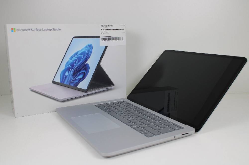 Trixonbv Microsoft Surface Laptop Studio NVIDEA GF RTX 3050 TI,512GB SSD, 16RAM, Core i7!