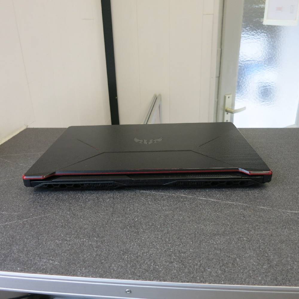 Medien-Modellbau-Fun-World ASUS TUF Gaming A17 FA706IH-H7049T 17,3 Zoll AMD Ryzen 5, 16 GB GTX1650 Exklusive Angebote