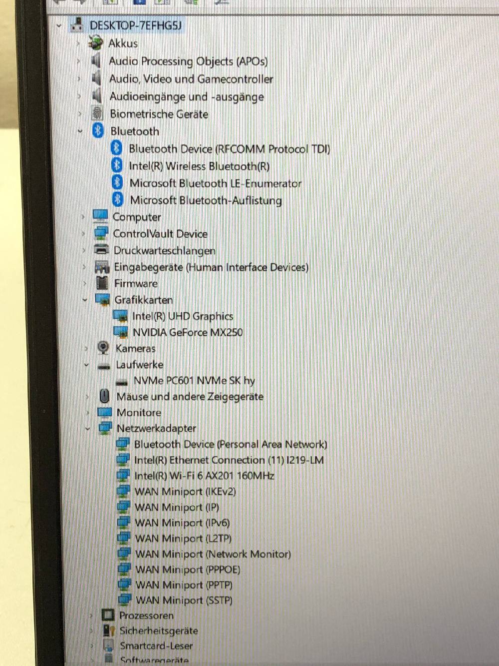 TradeMarket DELL Latitude 5511, 15,6" Touch Intel i5-10400H 16GB RAM 512GB M.2 SSD Win 11 Vatertagsangebot