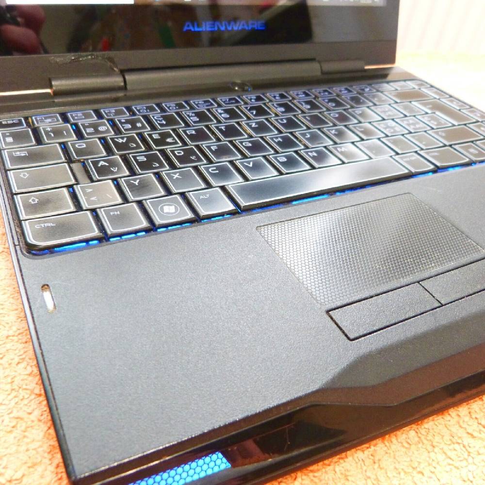 EliteTechnik Erfahrung seit 2006 Alienware M11x R1 11 Zoll SUB Netbook Laptop I Windows 10 PRO SSD l 4GB RAM HDMI Sonderangebote