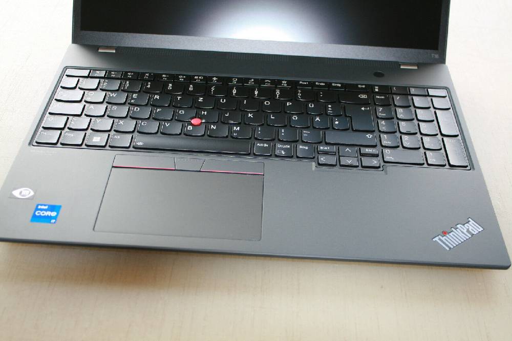 shop.recktenwald-informatik ThinkPad T16 ( i7-1255U / 1TB / 32GB / LTE / BIS ) W11 Office 2019 LENOVOHändler