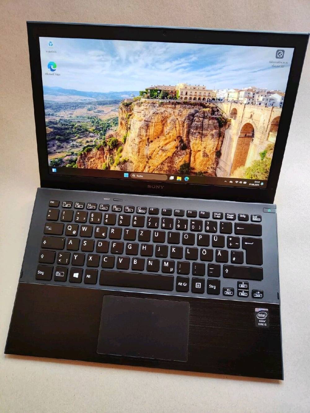 Gebraucht-land Notebook Sony Vaio Pro 13 Intel i5 4GB 128GB SSD 13,3 Zoll FHD Win Carbongehäuse