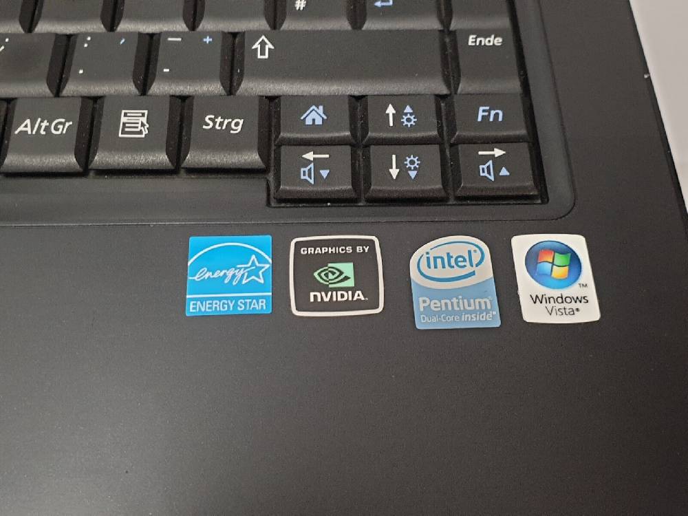 edik.hifi.irina SAMSUNG SA11 Windows XP Notebook 500GB DVD 2GB Laptop Vintage Retro 9200 15,4" Fabrik Onlineshop