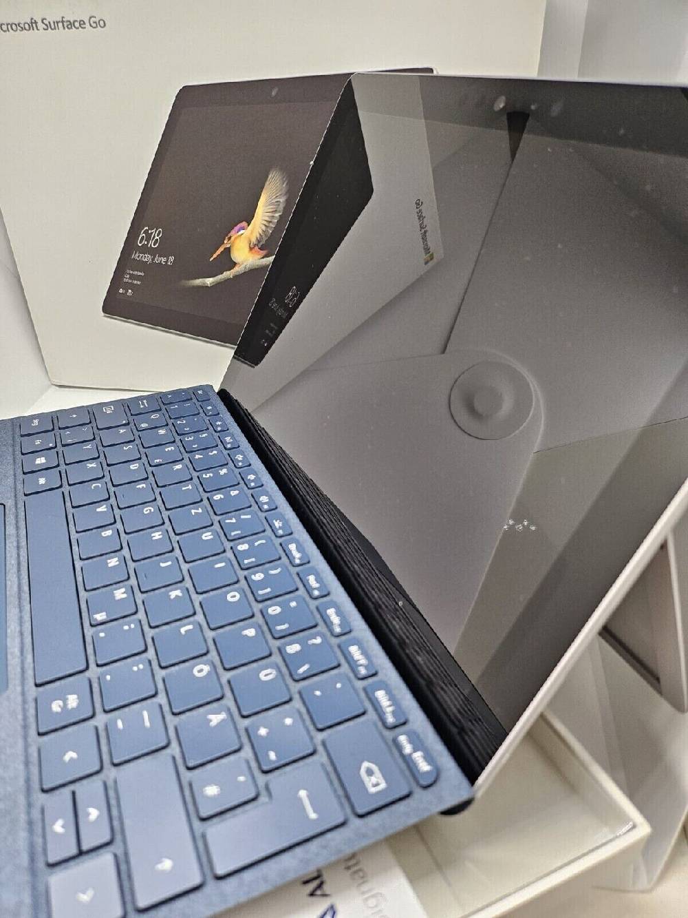 Media Kontor GmbH Microsoft Surface Go Intel Pentium 4415Y 128 GB/8GB RAM inkl. Tastatur Demoware Versandkostenfrei