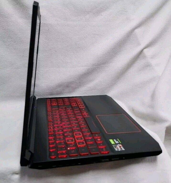 Cashpoint24 Acer Nitro AN515-44-R74R | Obsidian Black | Gaming Laptop Exklusivangebot