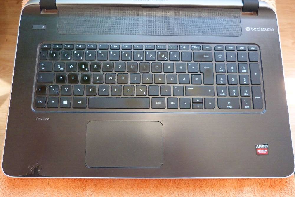 EliteTechnik Erfahrung seit 2006 HP Pavilion 17 F Windows 11 l 17 Zoll l 12GB RAM l AMD A10 Gaming GPU I 1TB SSD Zeitbegrenzte Promotion