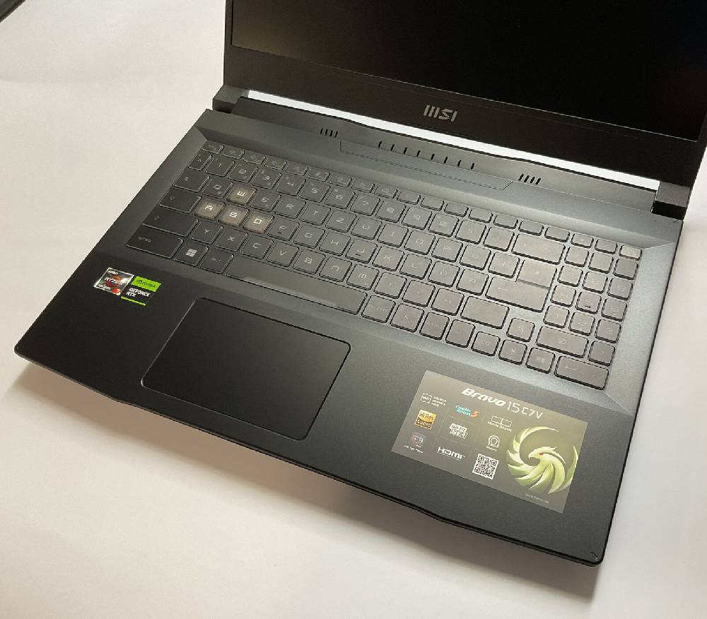 ARLT Computer MSI Bravo 15 C7VE-054 - FHD 144Hz 15,6 Zoll Notebook für Gaming - Vorführware 50% Rabatt für begrenzte Zeit
