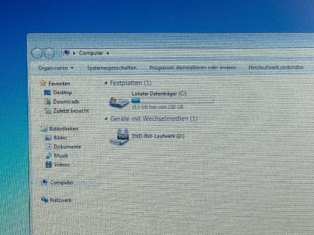 GHM-IT GmbH IT Shop Windows 7 Gaming Toshiba Pro Notebook i3 2348M 2,30GHz 256GB SSD 8GB 17,3'' Fabrikpreis