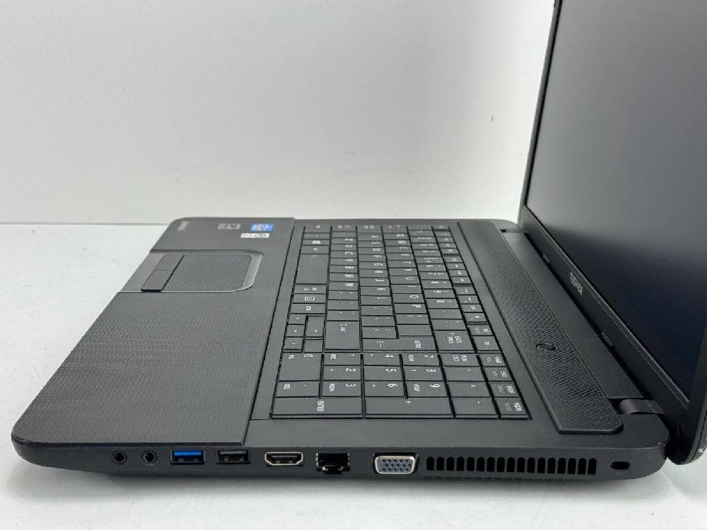 GHM-IT GmbH IT Shop Windows 7 Gaming Toshiba Pro Notebook i3 2348M 2,30GHz 256GB SSD 8GB 17,3'' Fabrikpreis