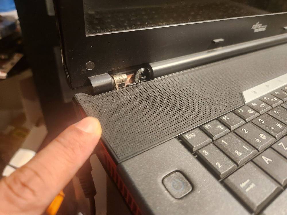 used2use belgium Fujitsu Siemens Amilo XI 3650 18.4 2.13 C2D Rare Laptop VGC To Be Completed Großer Ausverkauf