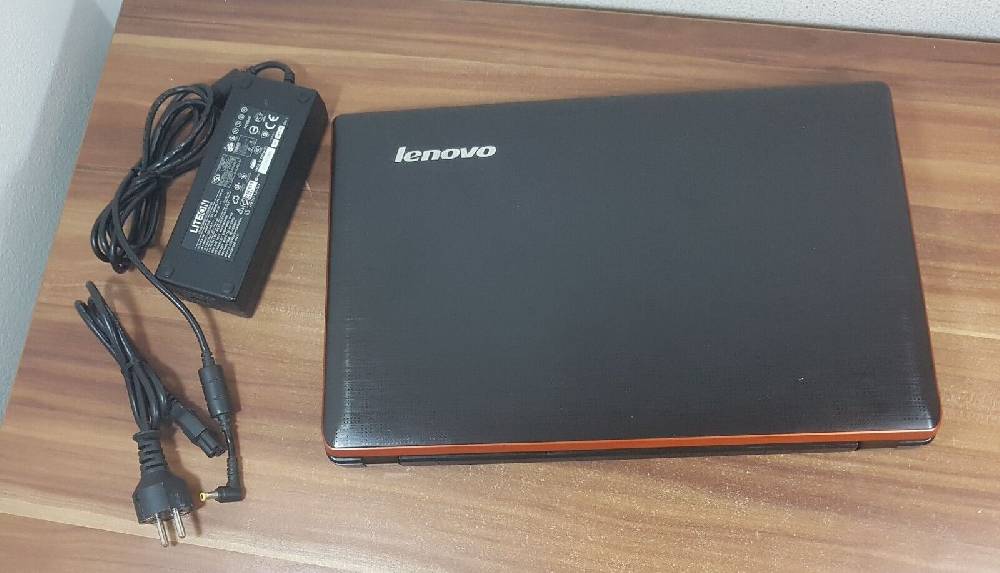 Bitte-Kaufe-Mich Gaming NVIDIA Geforce GT 555M Lenovo Ideapad Y570 i5 3,1GHz 8GB 1000GB Webcam Preisnachlass