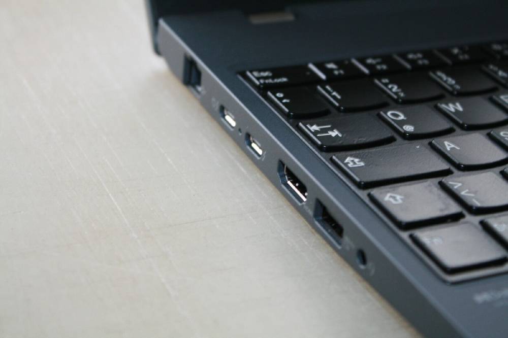 shop.24hpc ThinkPad T16 ( i7-1255U/ 1TB / 16GB / LTE / BIS ) W11 Office 2019 LENOVO Händler Weihnachtsangebot