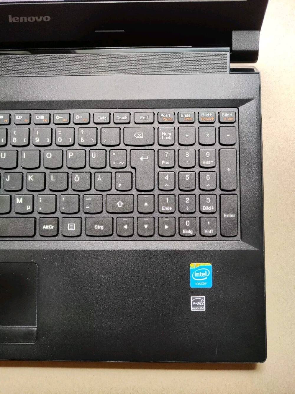 Gebraucht-land Notebook Lenovo B50-30 15.6" Zoll HD 500GB HDD 4GB RAM Intel Quad Core DVD Blitzverkäufe