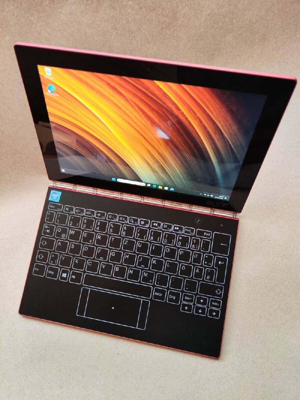 Gebraucht-land Lenovo Yoga Book 10,1 Zoll Full HD Touch Convertible Tablet-PC 128GB 4GB Rot