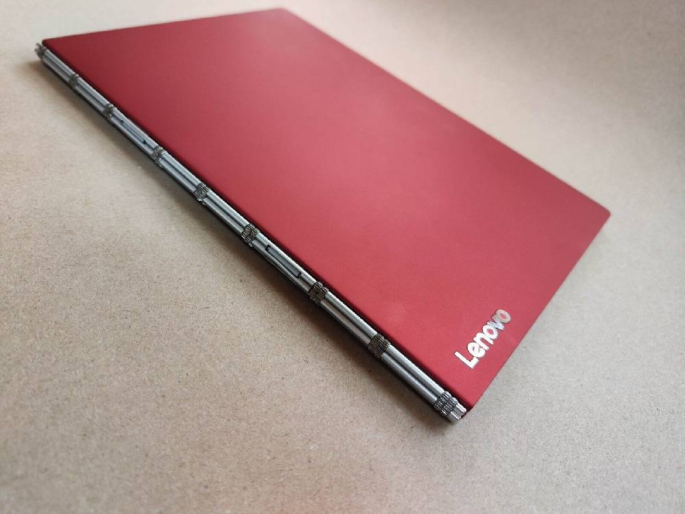 Gebraucht-land Lenovo Yoga Book 10,1 Zoll Full HD Touch Convertible Tablet-PC 128GB 4GB Rot Fabrikpreis