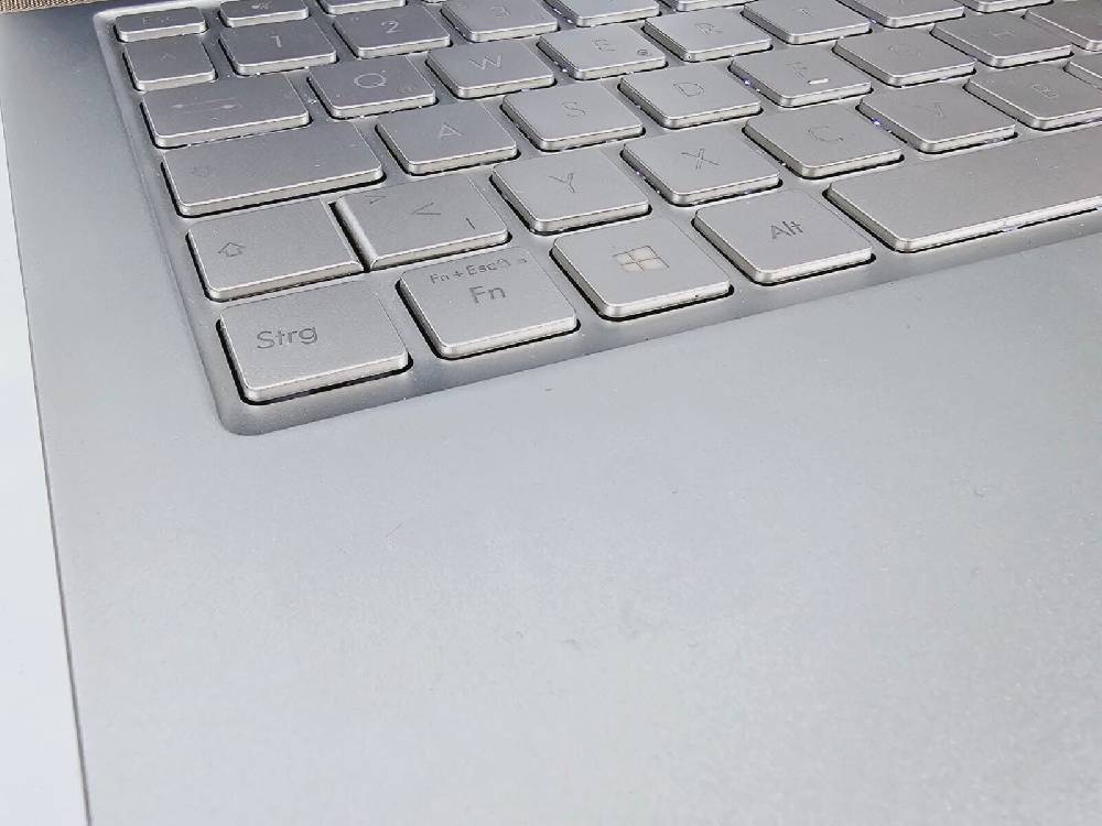 Ip-Technik ASUS ZenBook 15 UX534FTC i7 16 Gb Ram 4G Grafik 512 SSD Rabatt