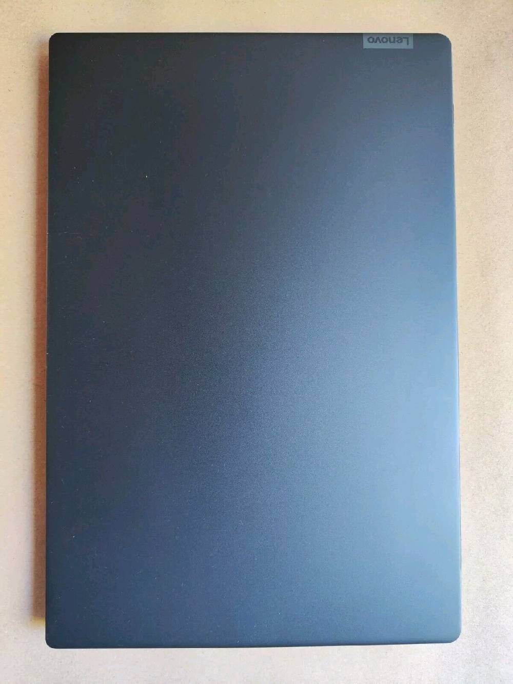 Gebraucht-land Laptop Lenovo 330S-15IKB 15.6 Zoll FHD 128GB SSD 1 TB HDD 8GB RAM Intel i3 Win Großer Ausverkauf