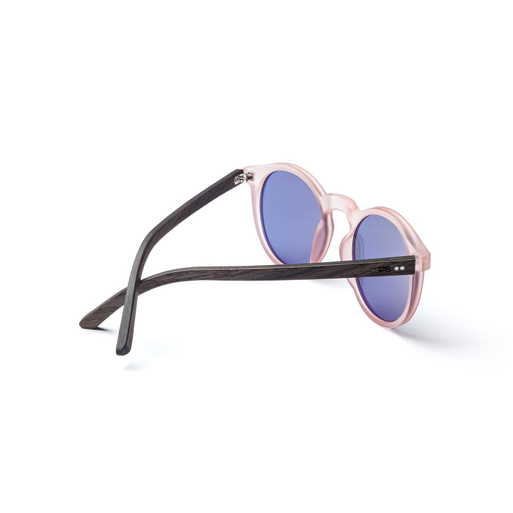 Take A Shot Molly Walnussholz I Polarized Cyber Monday